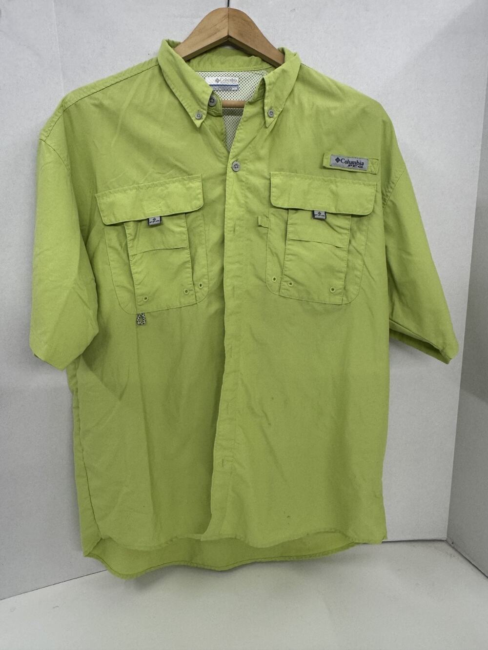 Men's Columbia Short Sleeve PFG Omnishade Button Down Green Size M